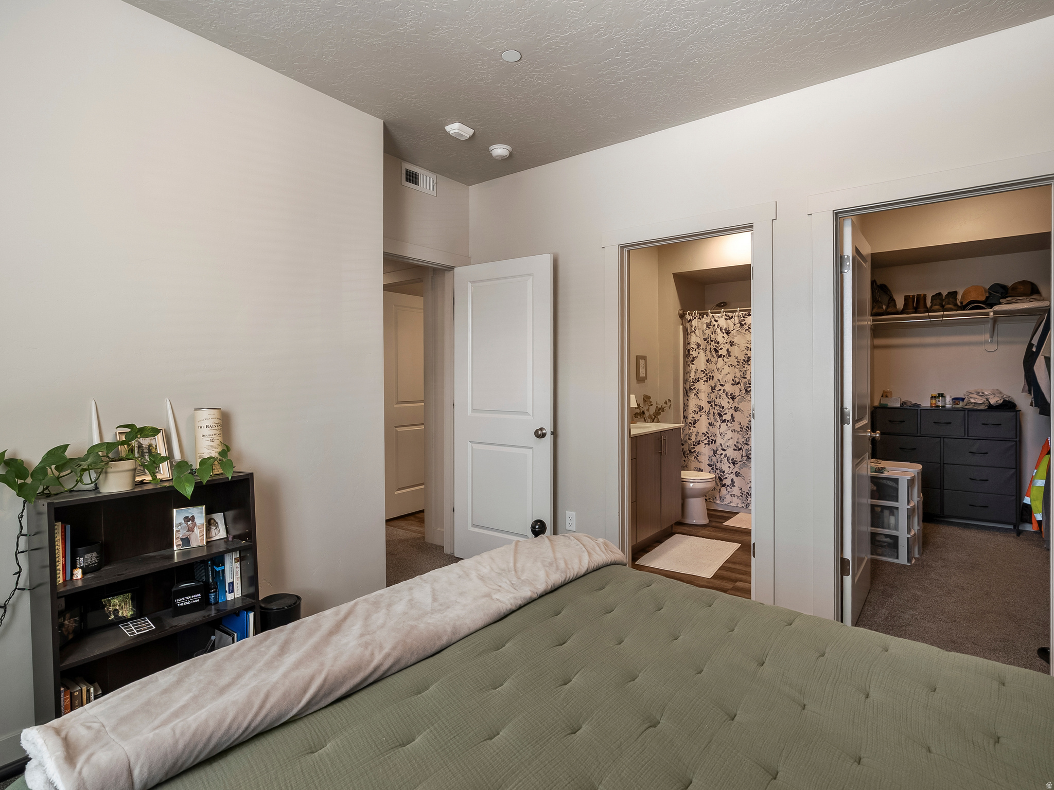 PARKSIDE SEVEN - Residential