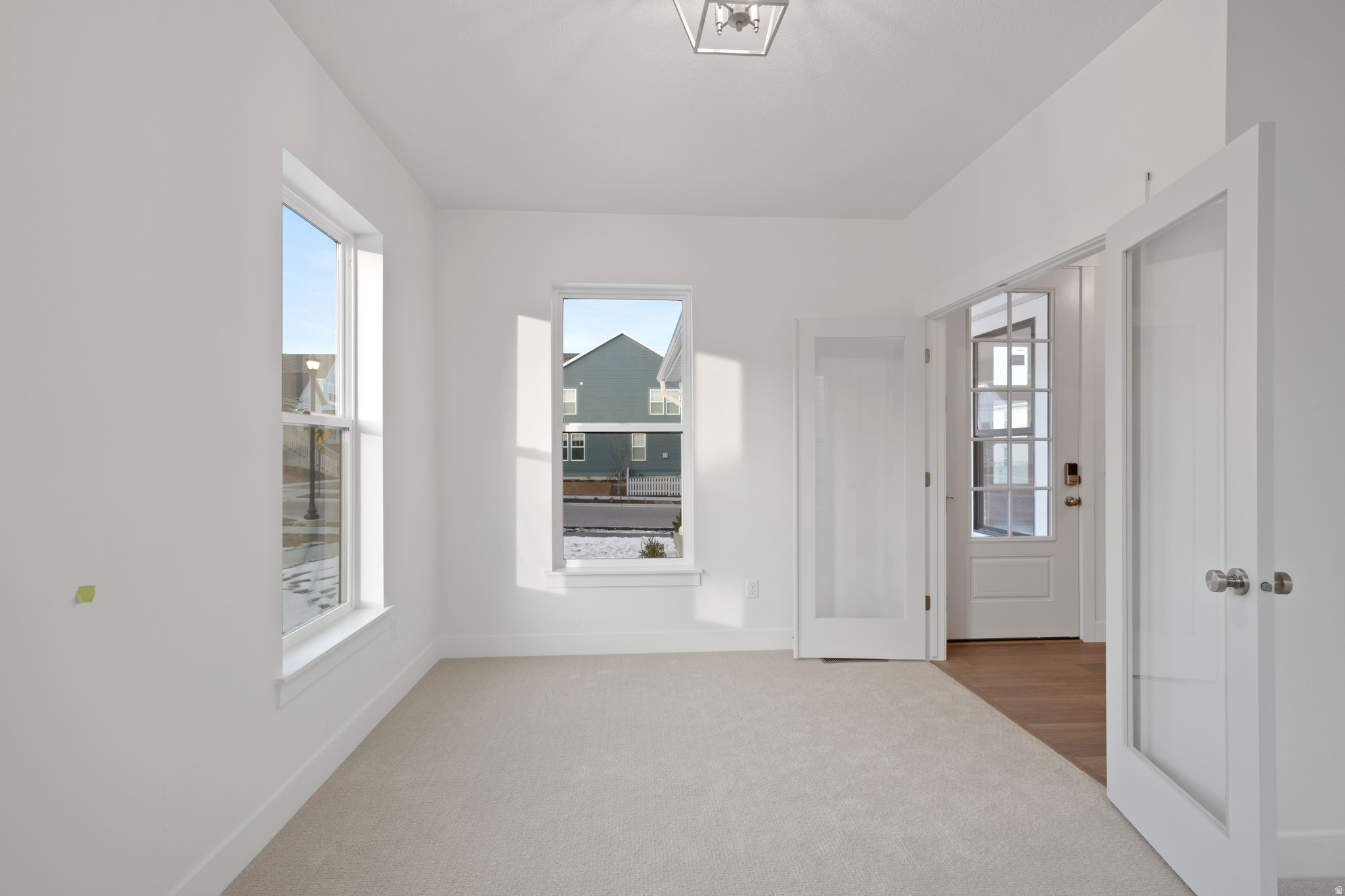 DAYBRERAK - Residential