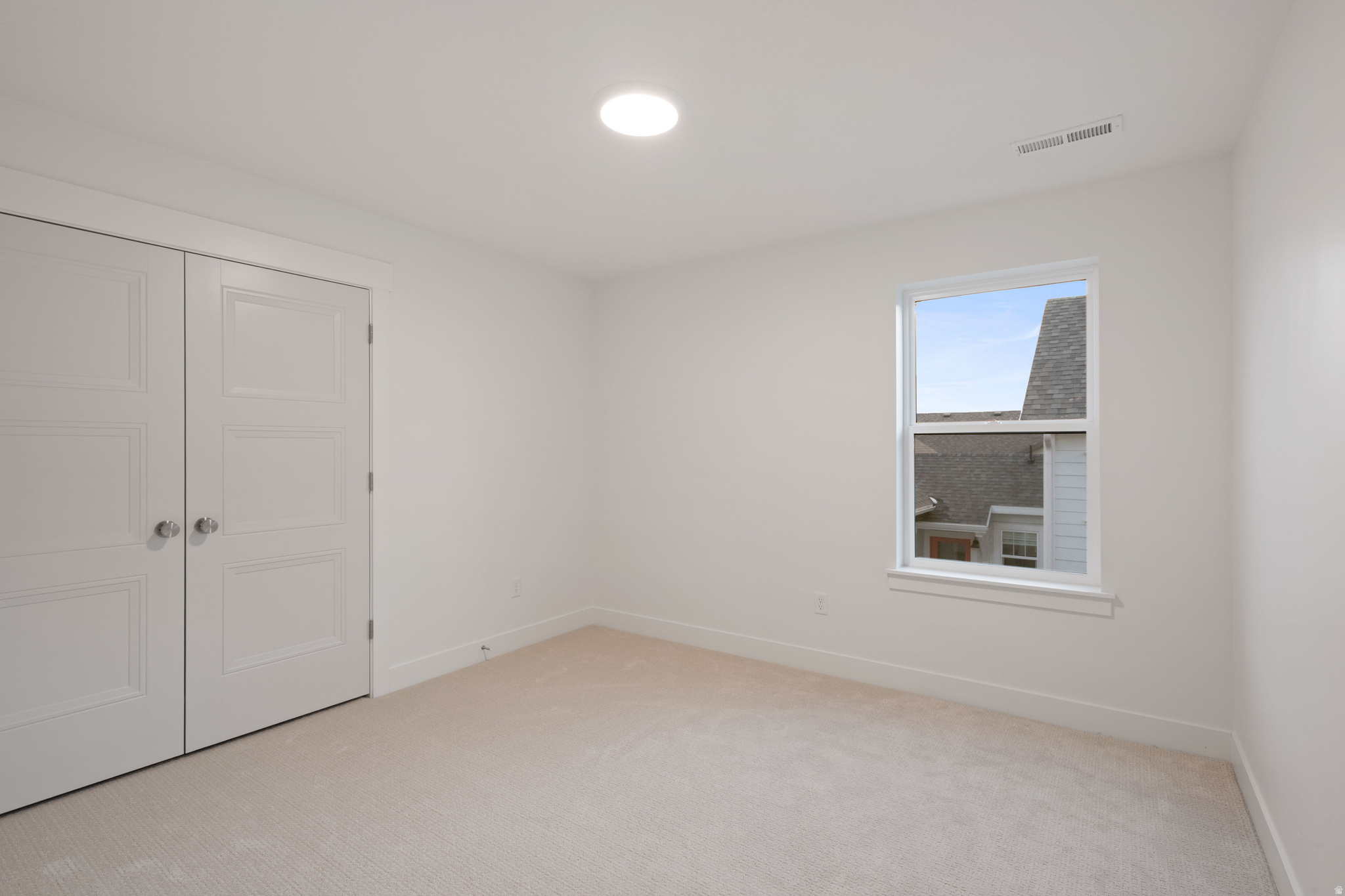 DAYBRERAK - Residential