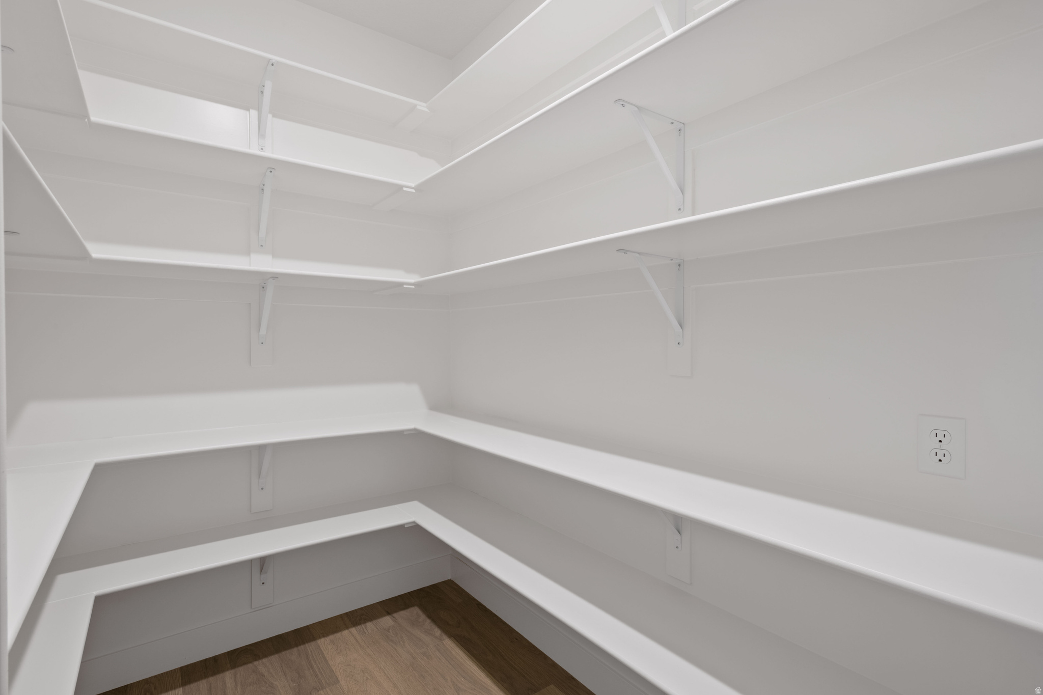 DAYBRERAK - Residential