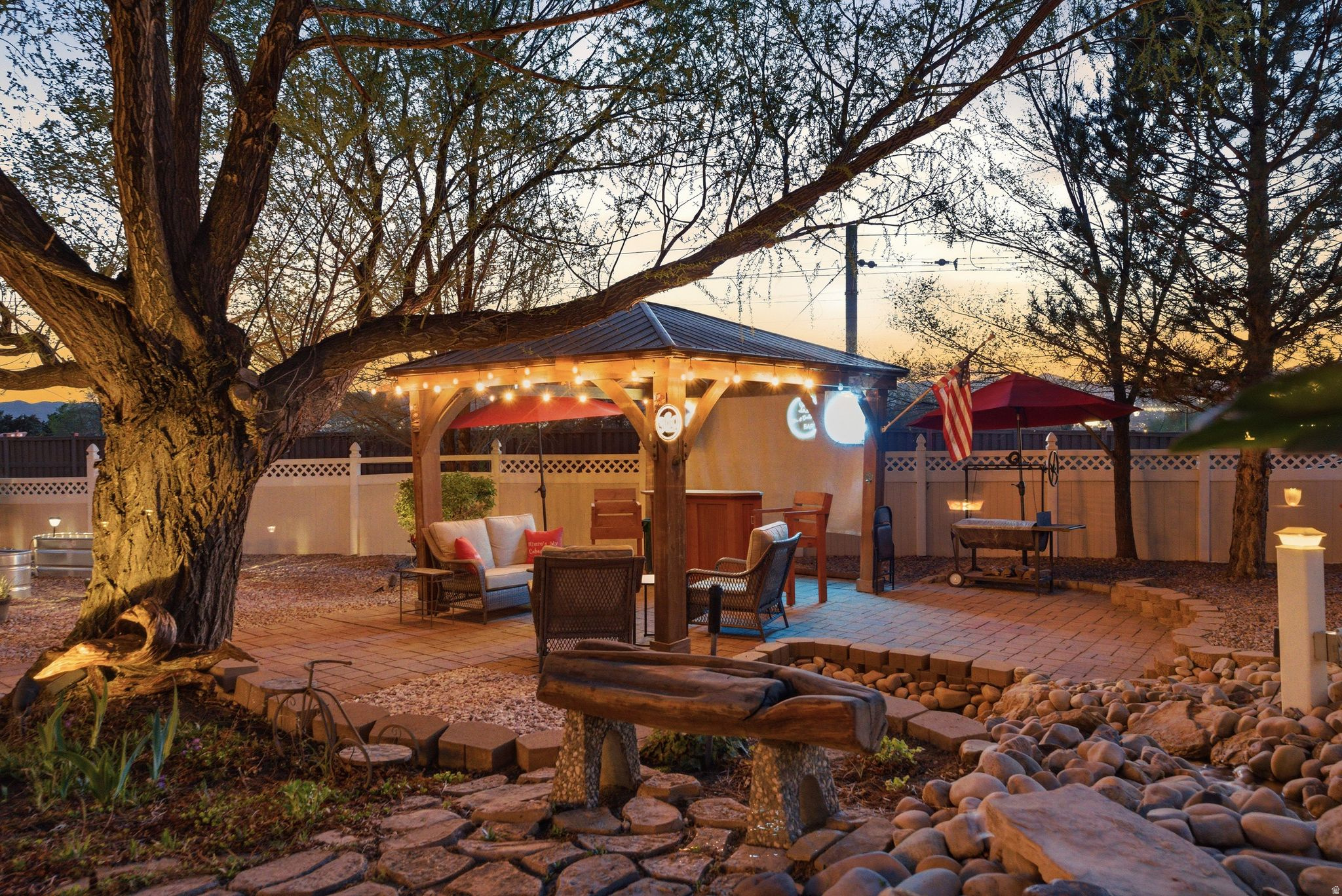 SANDY WILLOWS - Residential