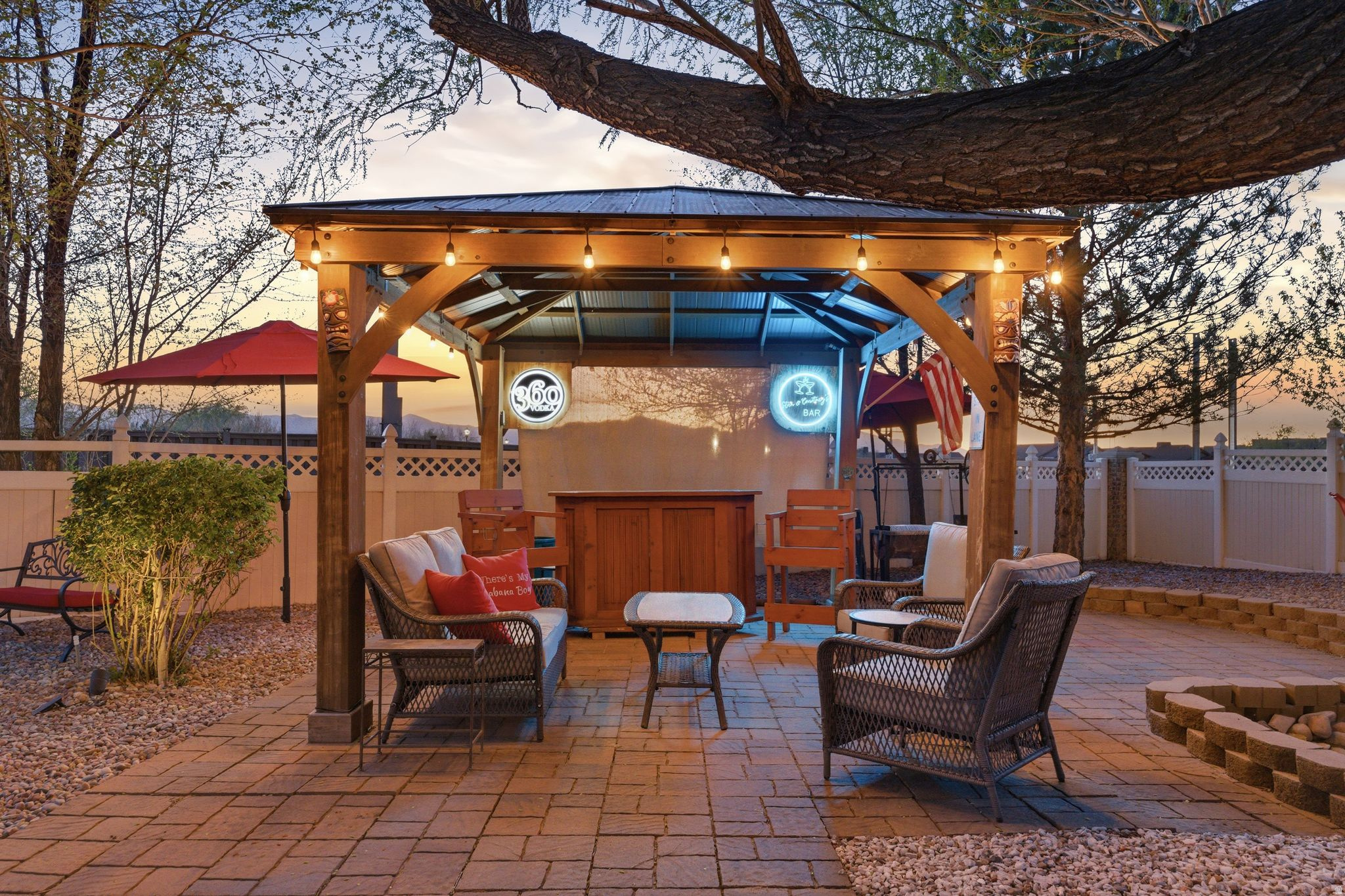 SANDY WILLOWS - Residential