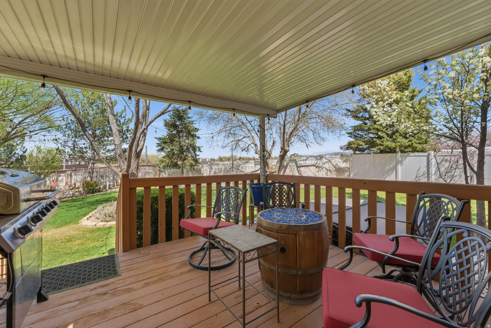 SANDY WILLOWS - Residential