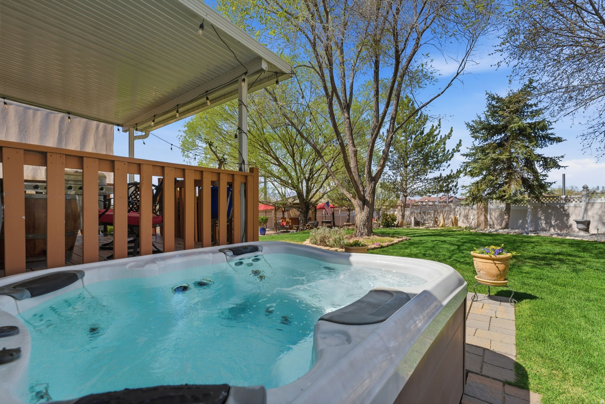 SANDY WILLOWS - Residential