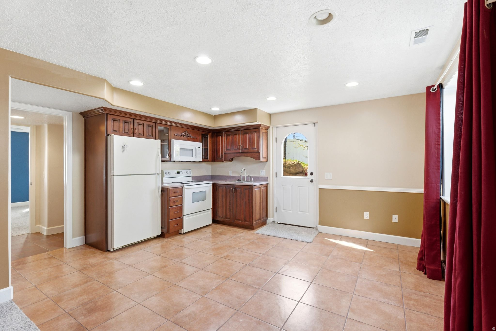 SANDY WILLOWS - Residential