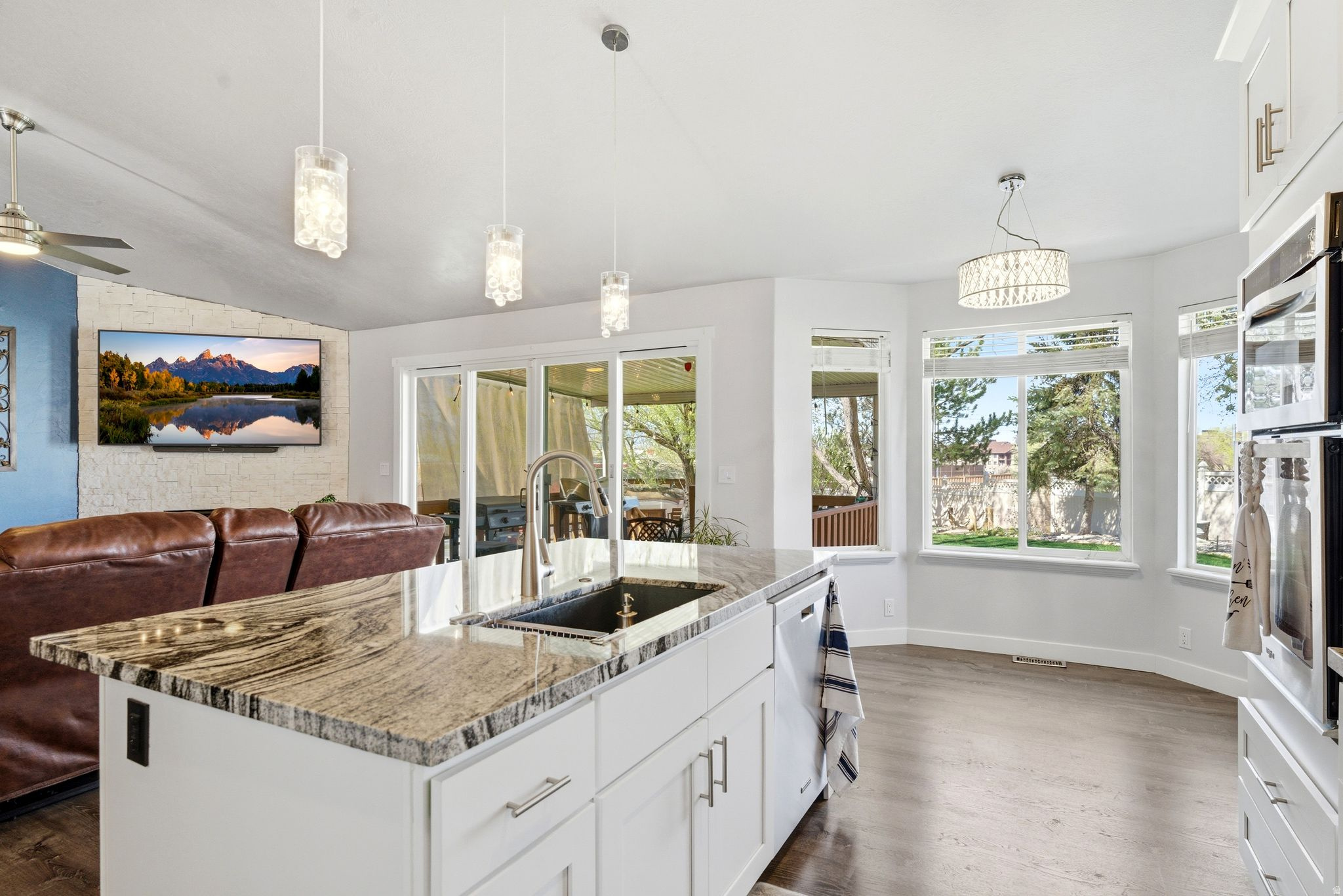 SANDY WILLOWS - Residential