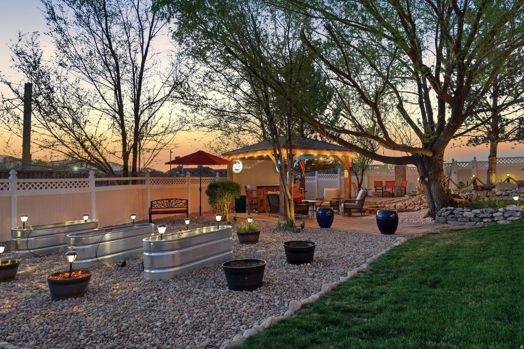 SANDY WILLOWS - Residential