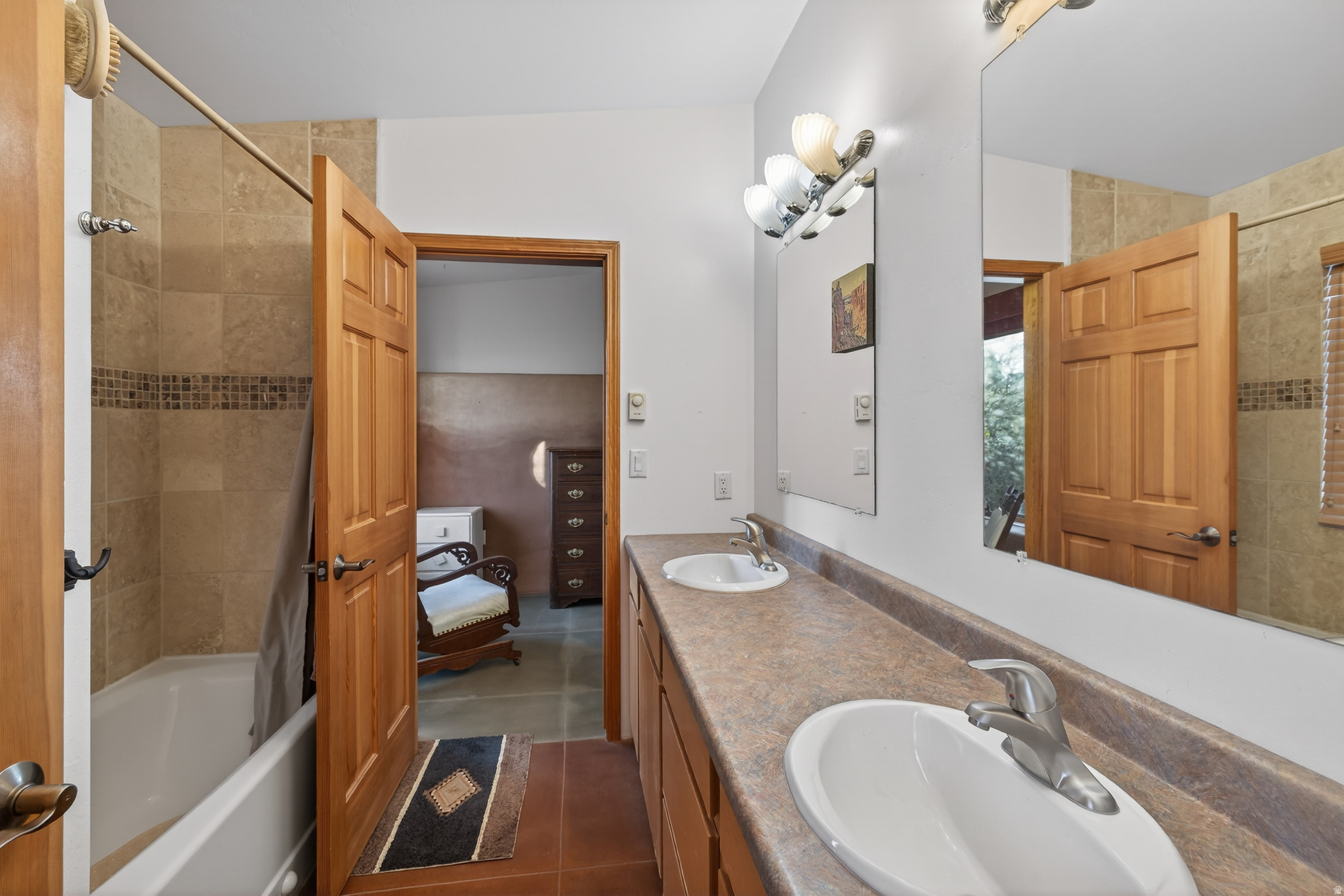 MULE EAR ACCRES - Residential