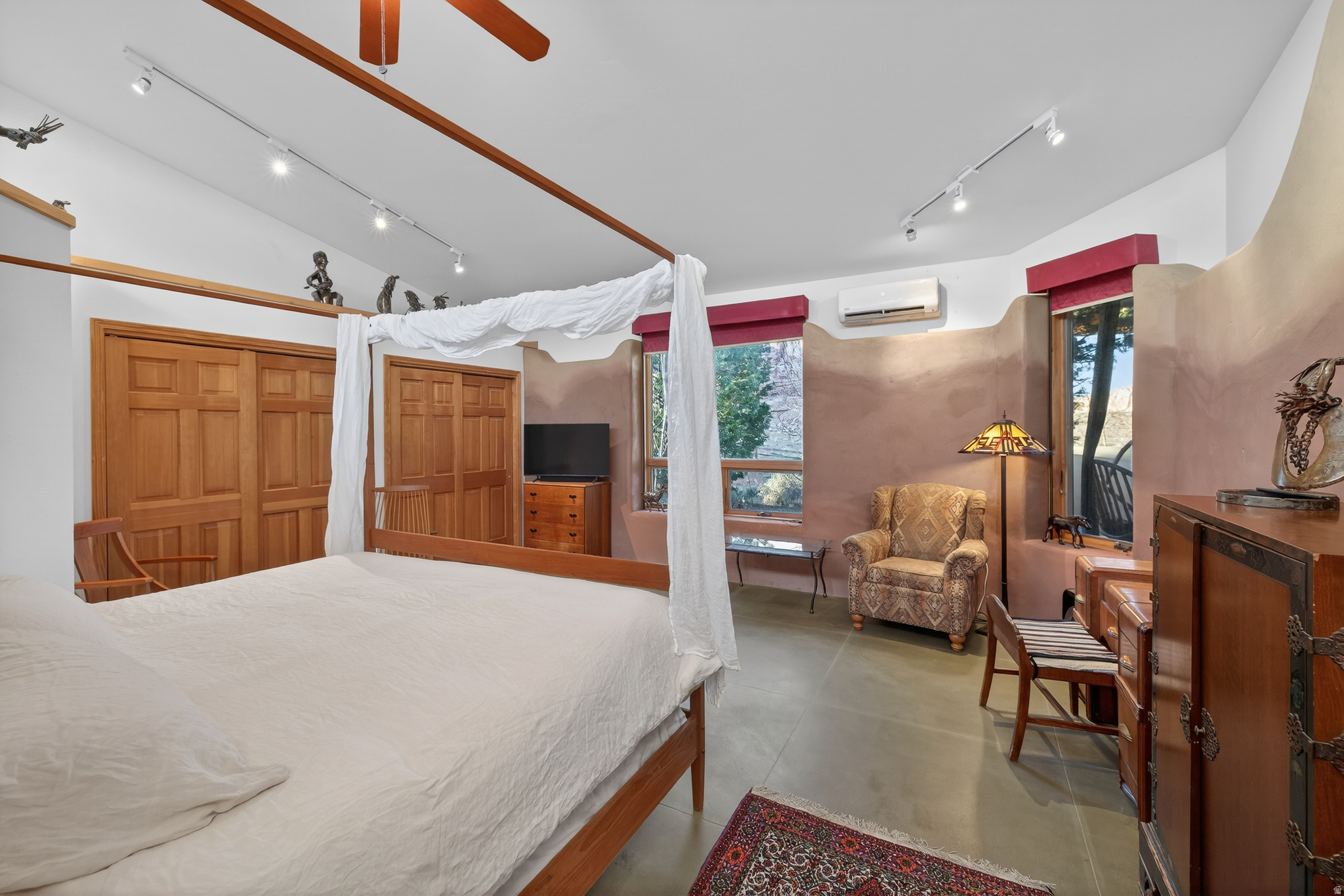 MULE EAR ACCRES - Residential