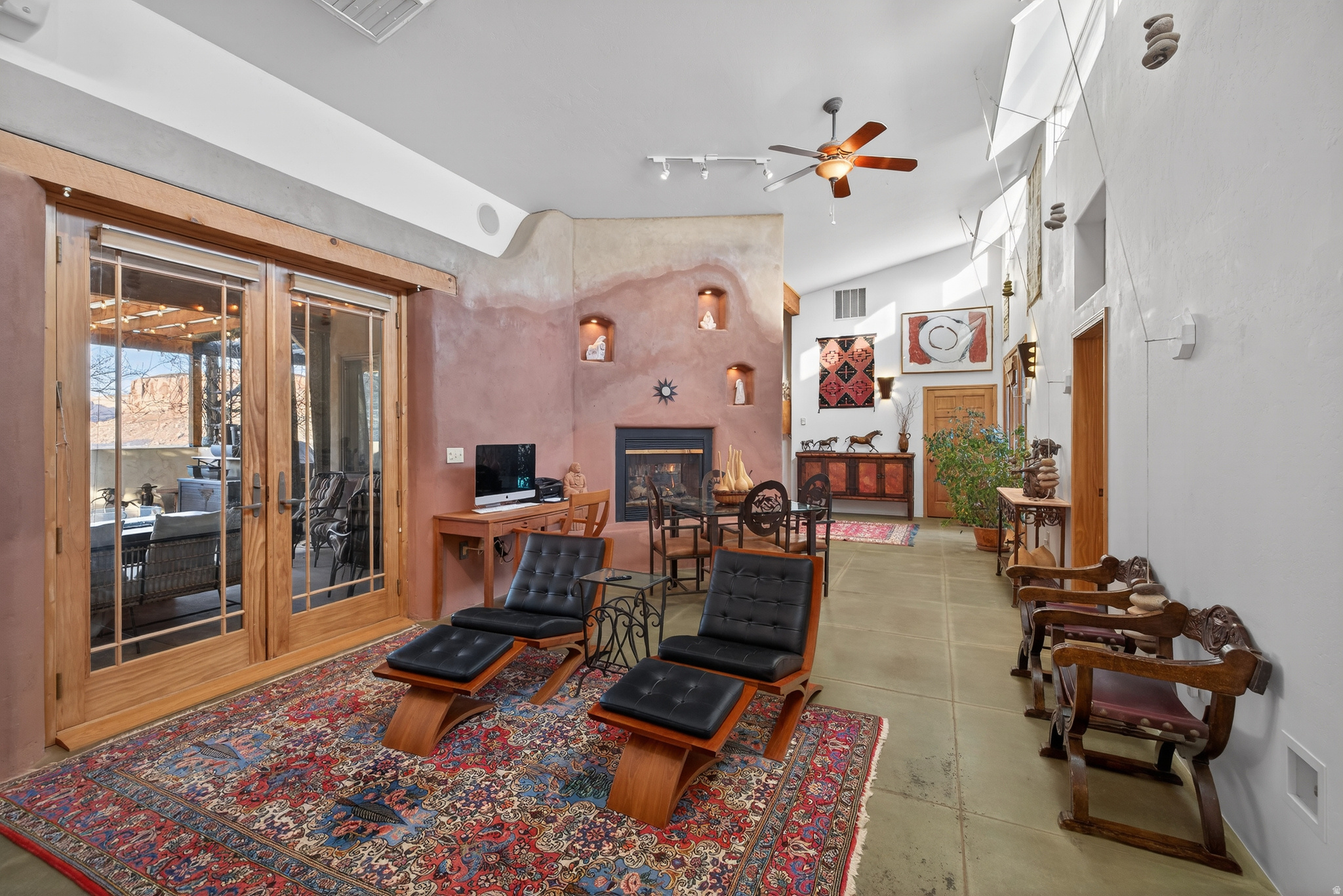 MULE EAR ACCRES - Residential