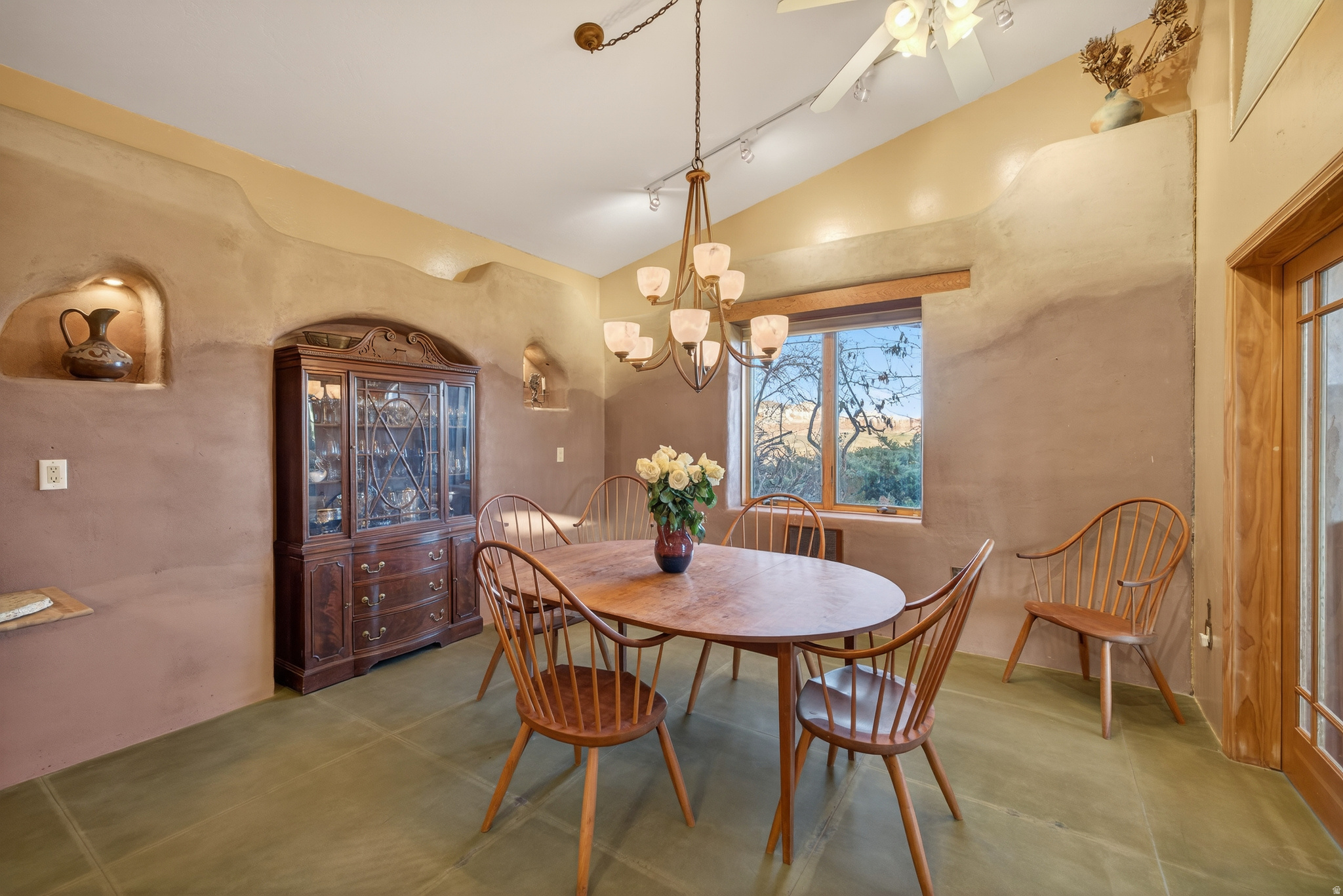 MULE EAR ACCRES - Residential