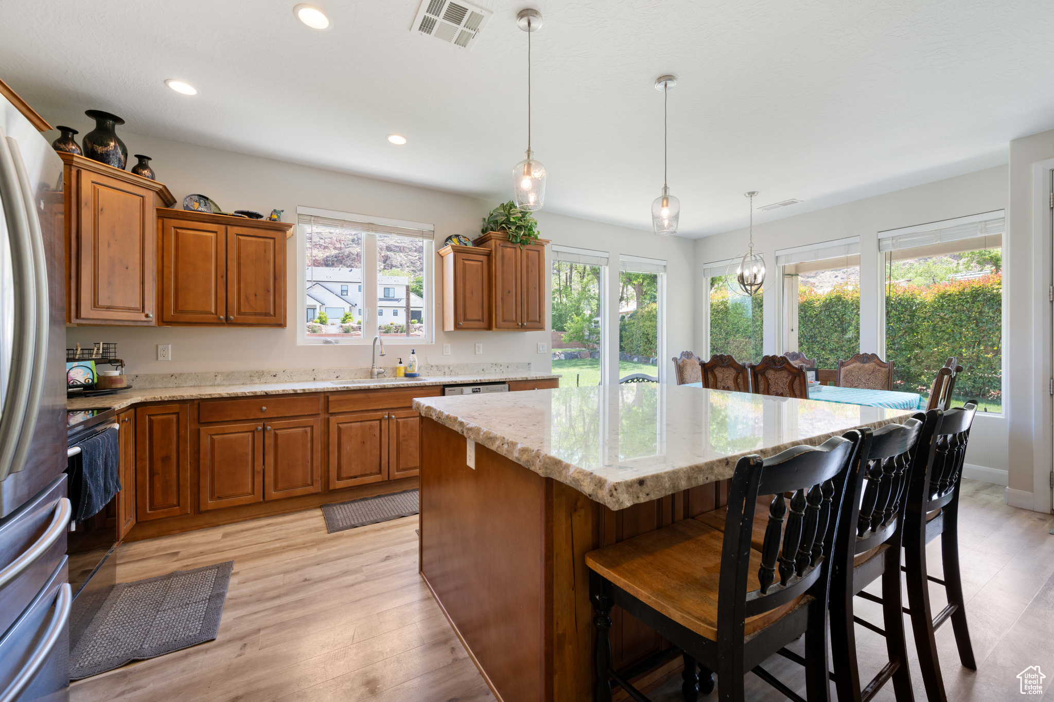 PARADISE PARK - Residential