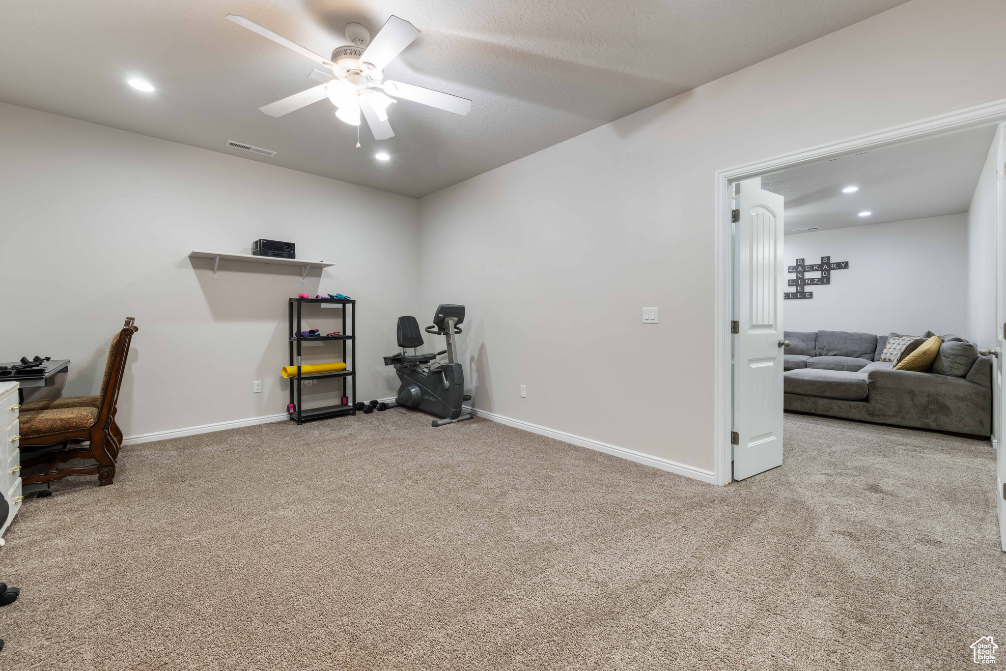 PARADISE PARK - Residential