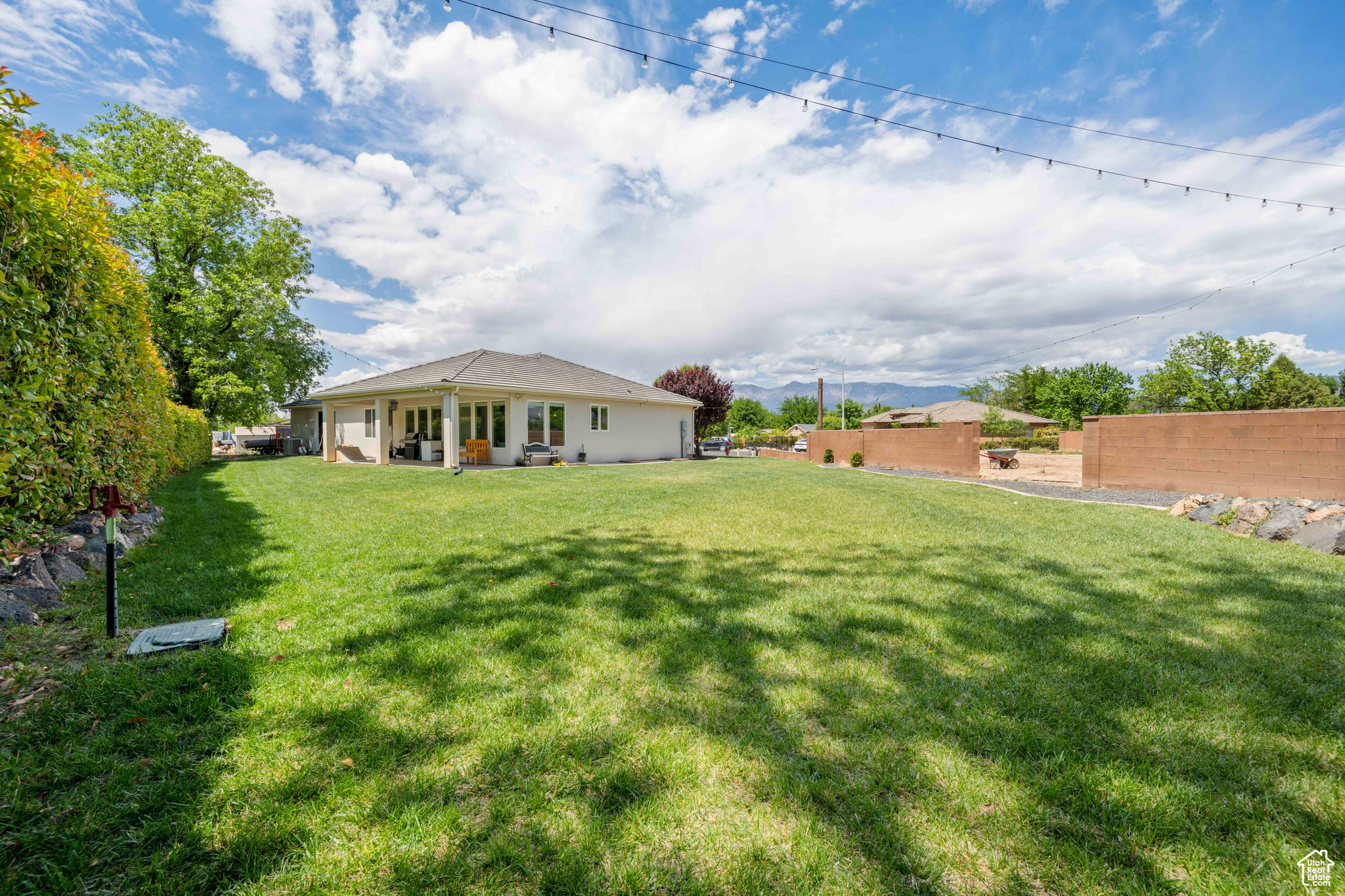 PARADISE PARK - Residential