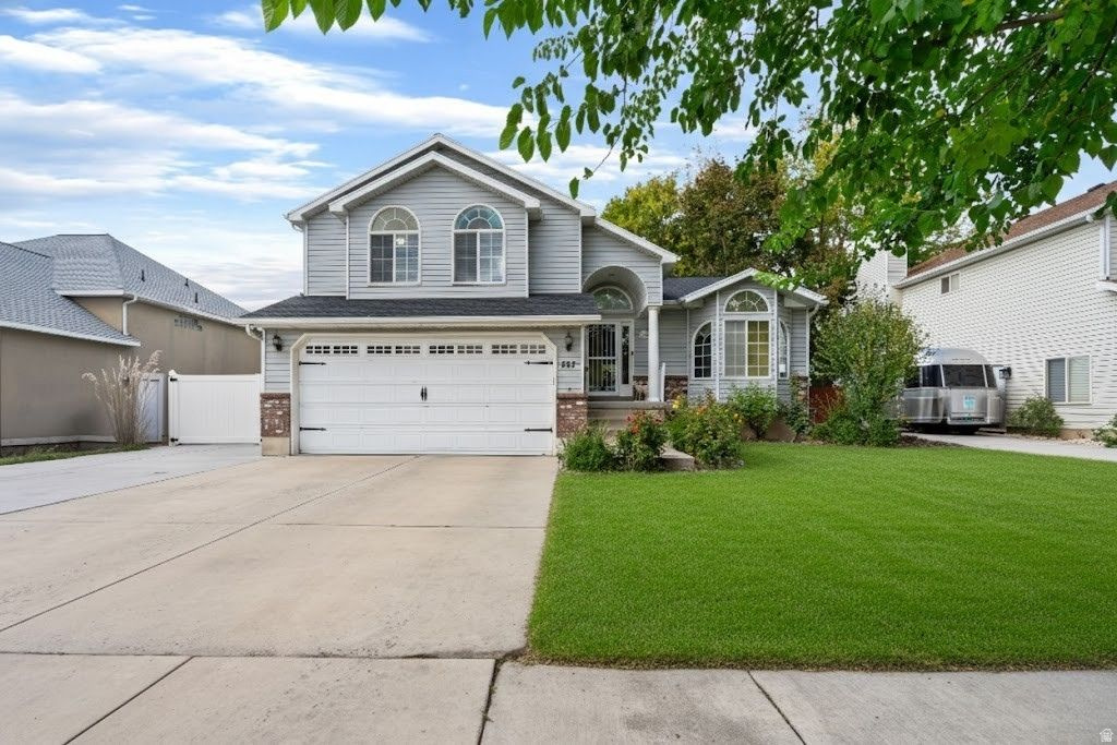 CENTRAL PARK EAST - Residential