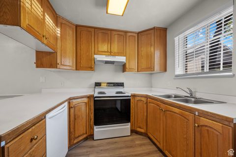 Tiny photo for 1514 S 200 E, Orem, UT 84058 (MLS # 2080339)