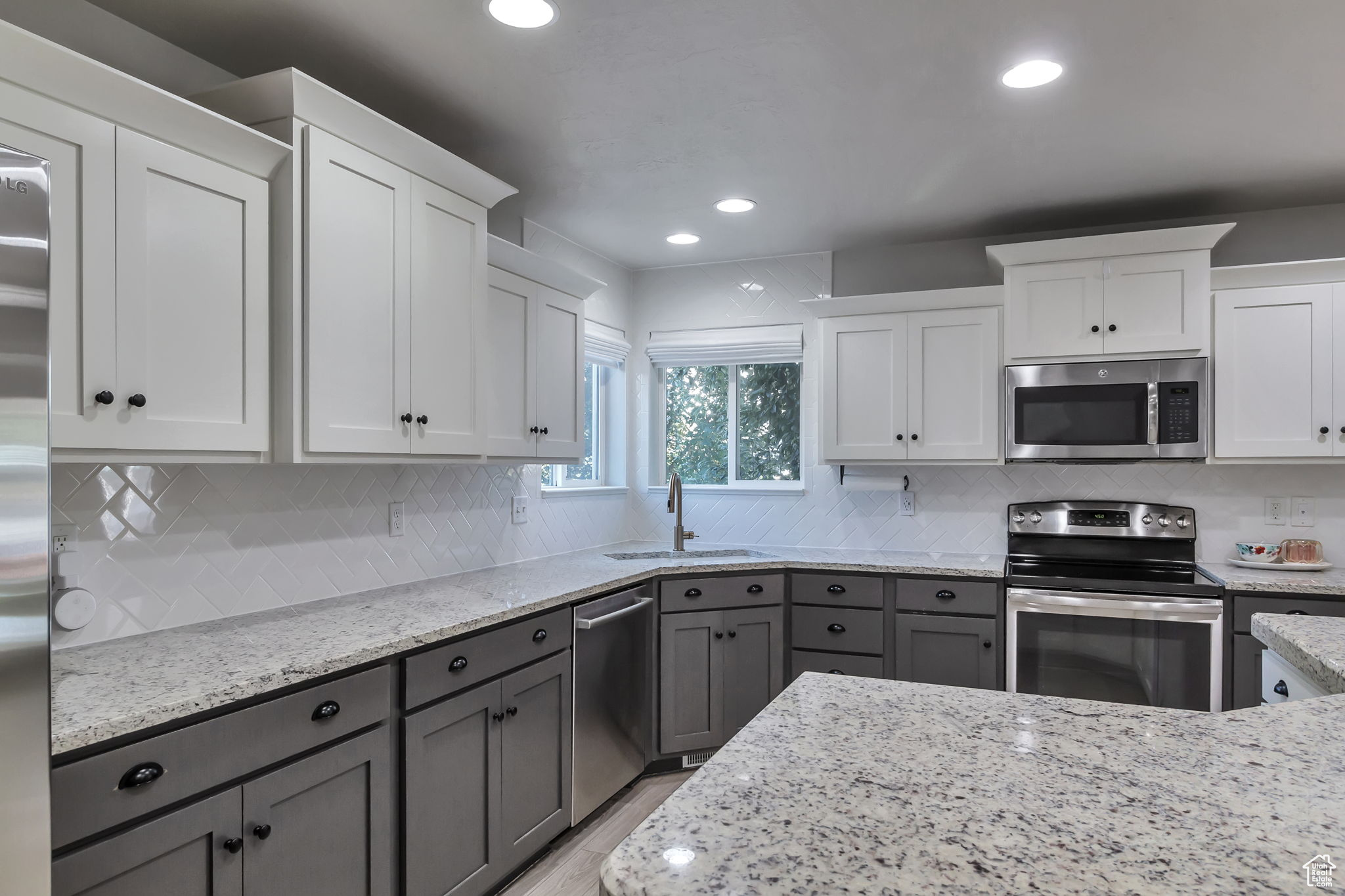 WEAVER PARK - Residential