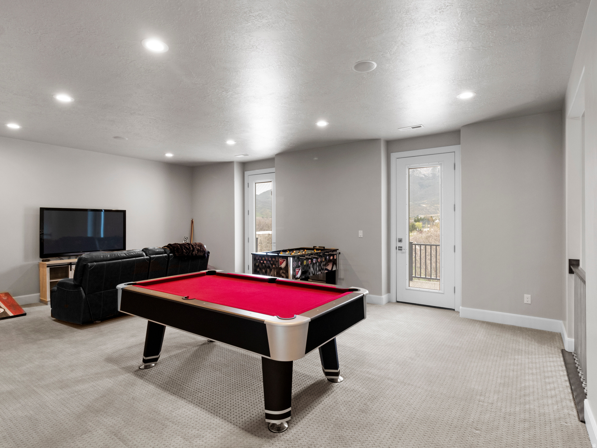 HEALEY HEIGHTS - Residential