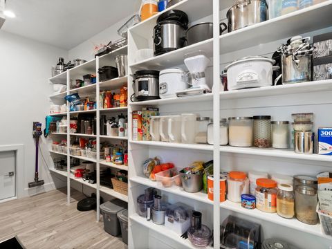 Tiny photo for 614 E HIGH LN, Alpine, UT 84004 (MLS # 2135626)