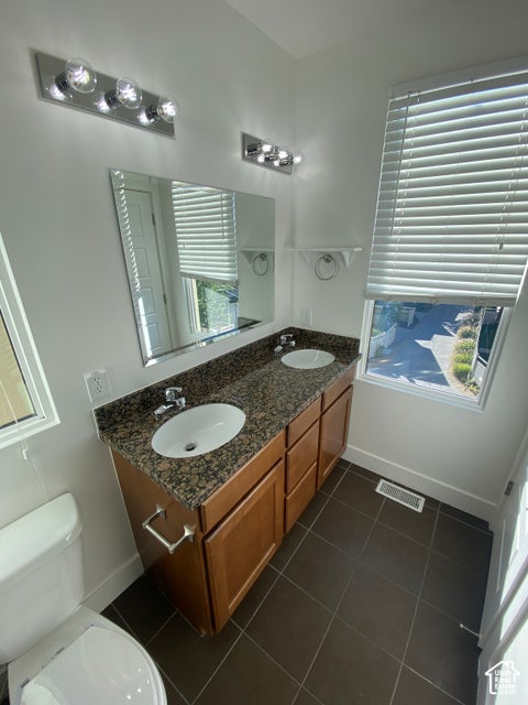 Tiny photo for 4629 W DAYBREAK RIM WAY, South Jordan, UT 84009 (MLS # 2188146)