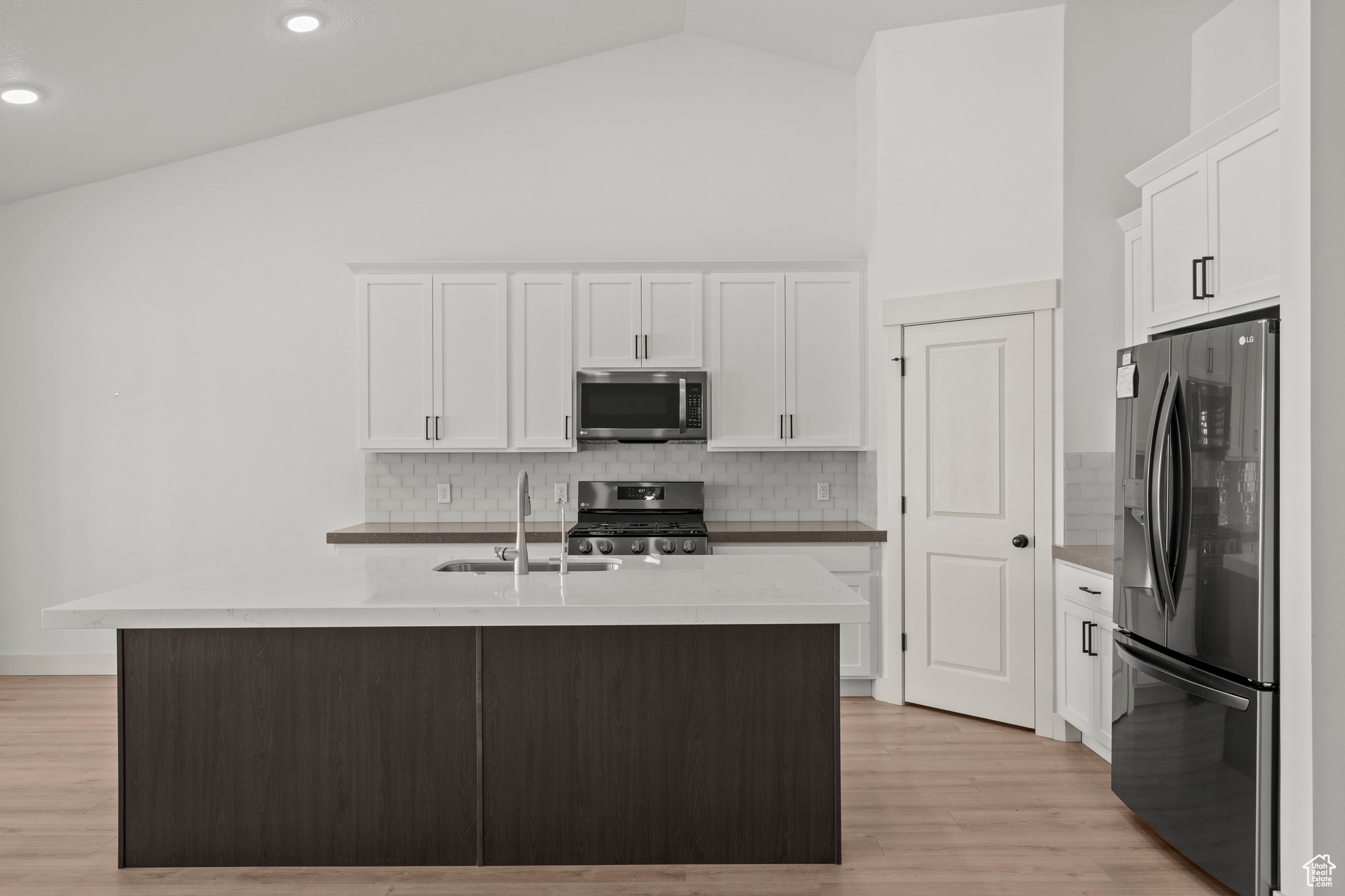 PARKSIDE COVE - Residential Income