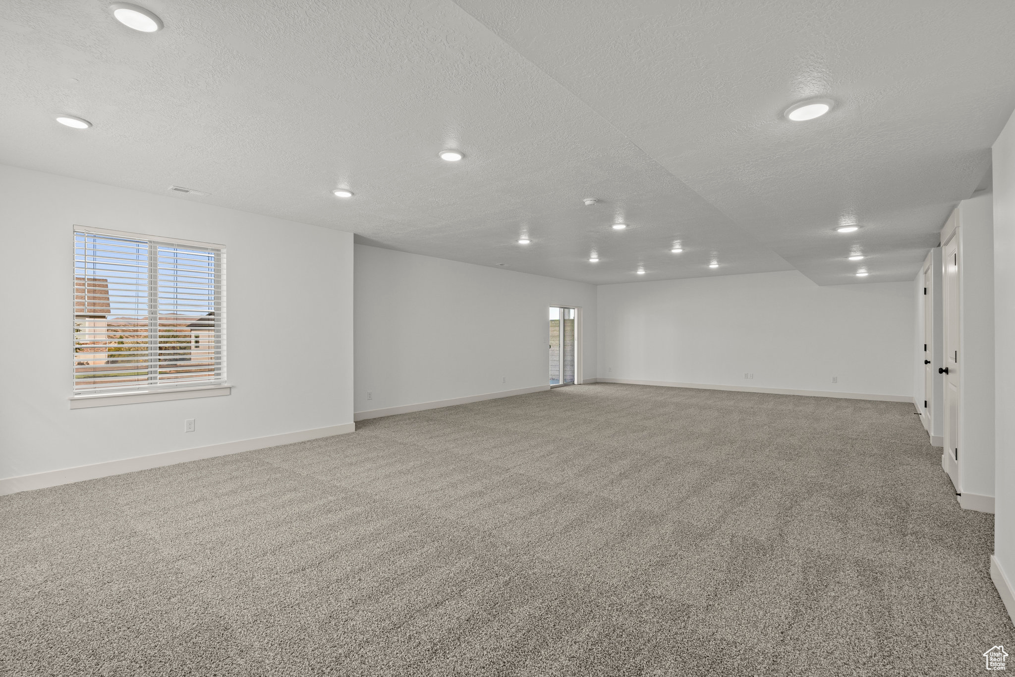 PARKSIDE COVE - Residential Income