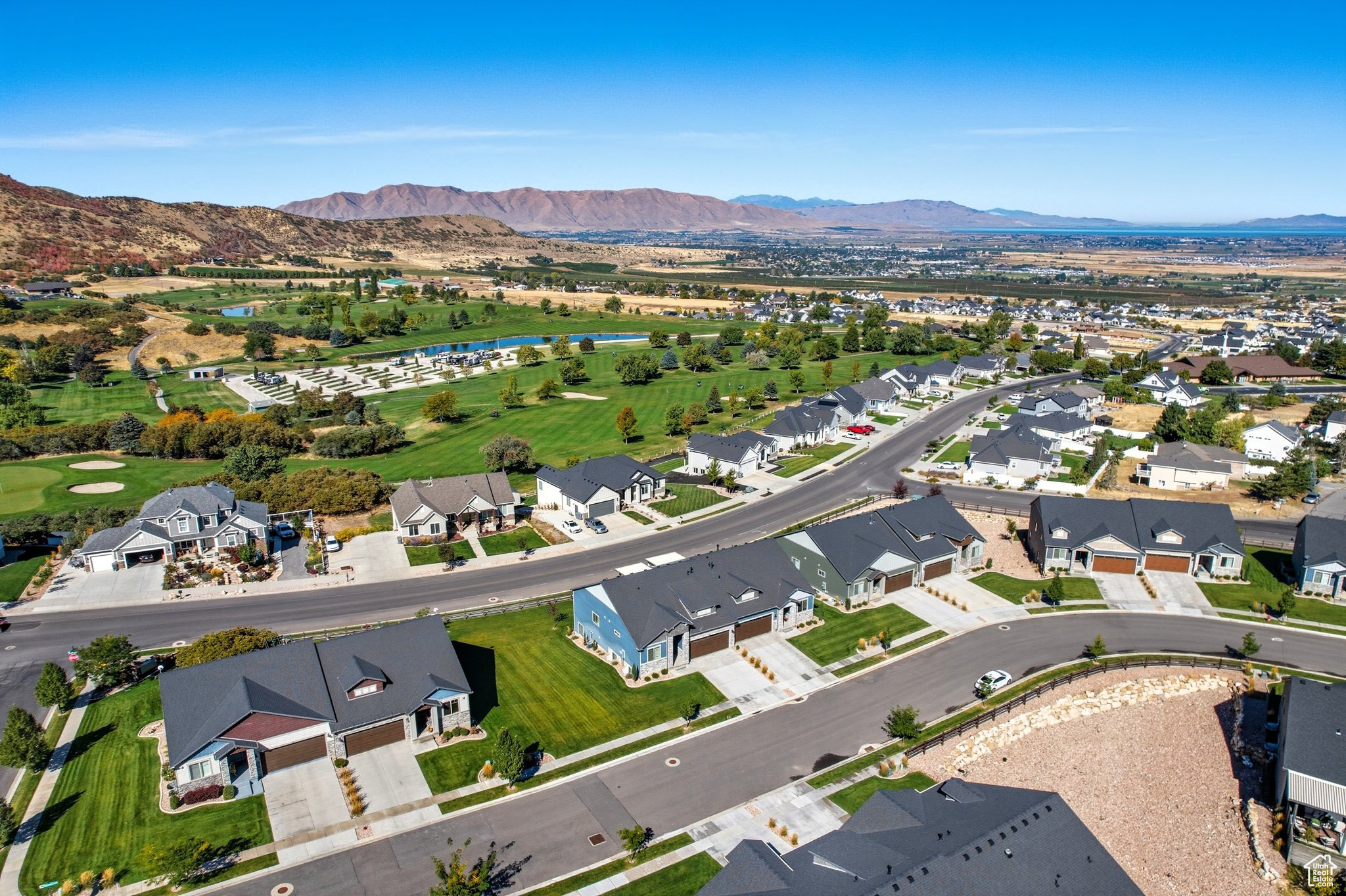 PARKSIDE COVE - Residential Income