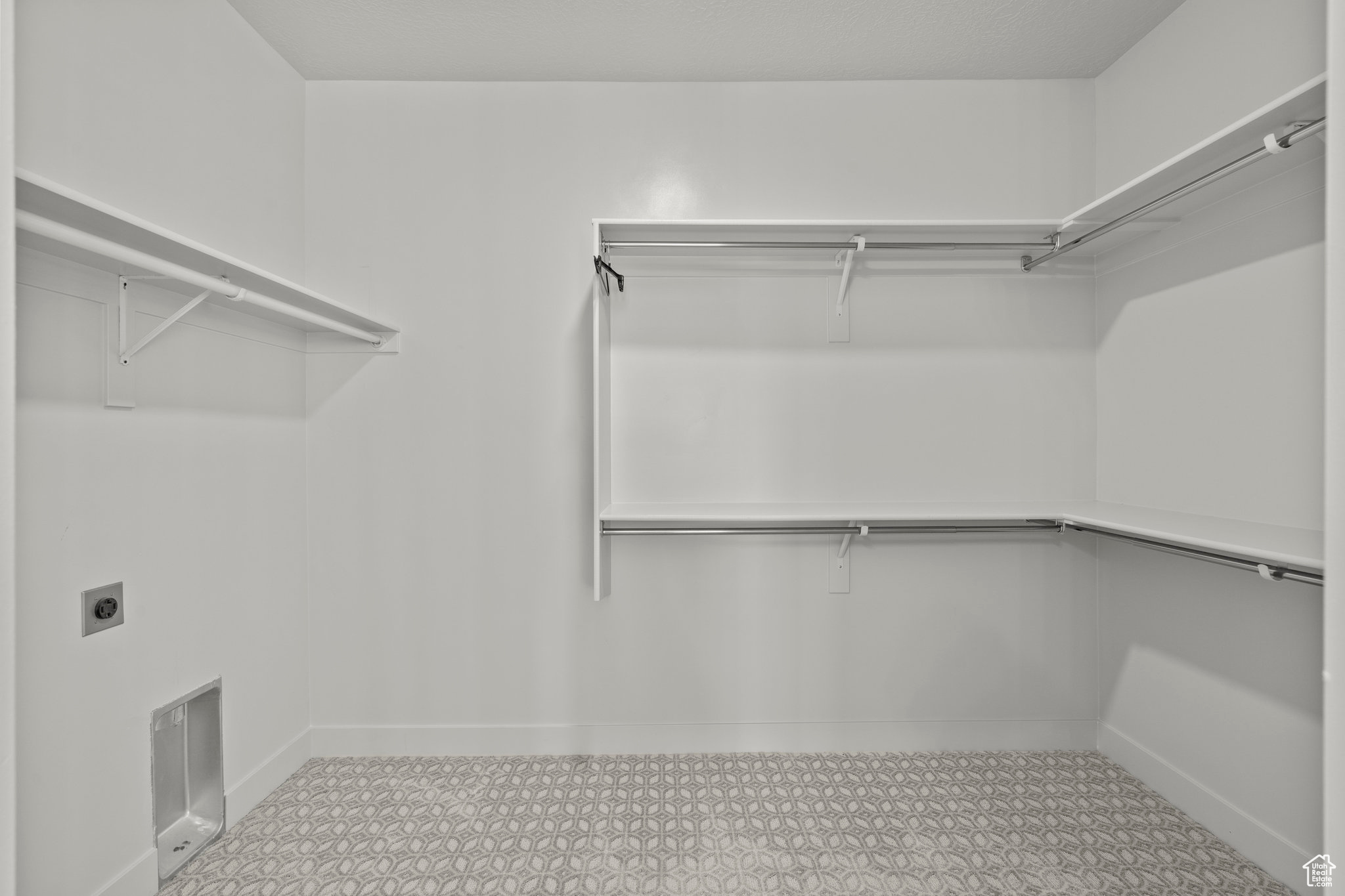 PARKSIDE COVE - Residential Income