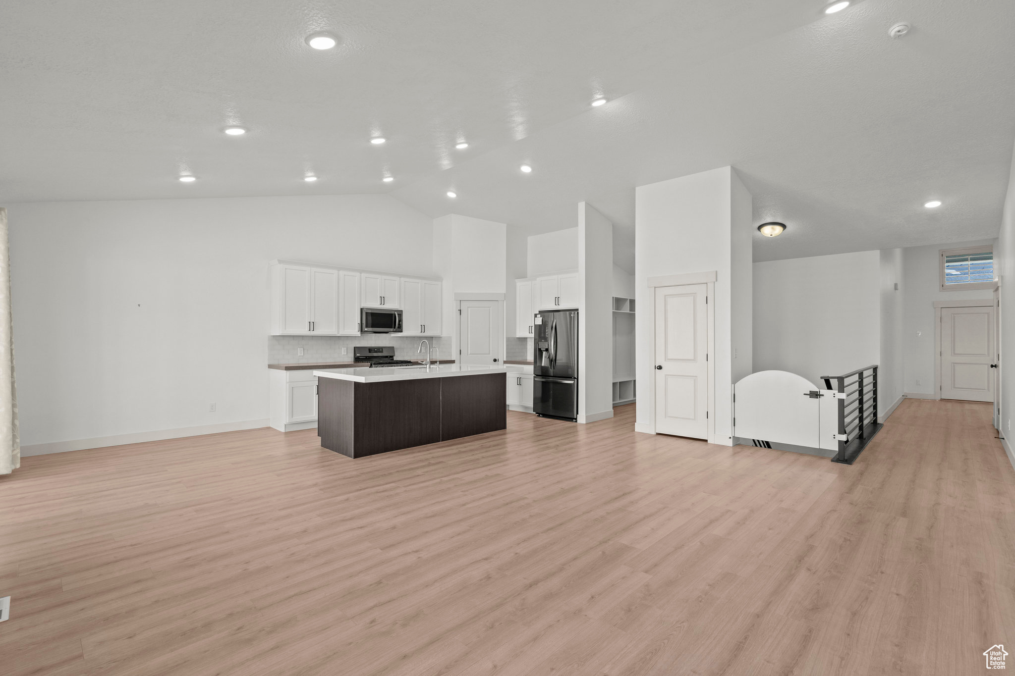 PARKSIDE COVE - Residential Income