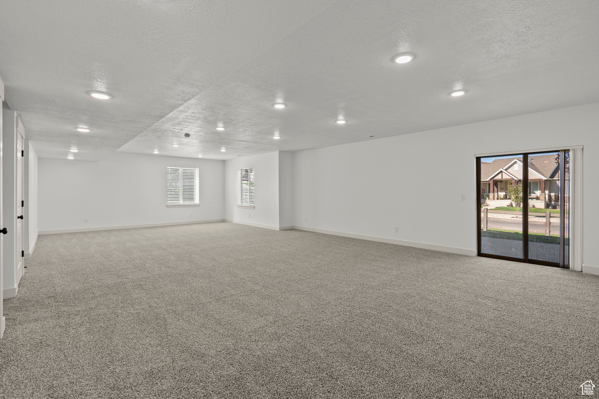 PARKSIDE COVE - Residential Income