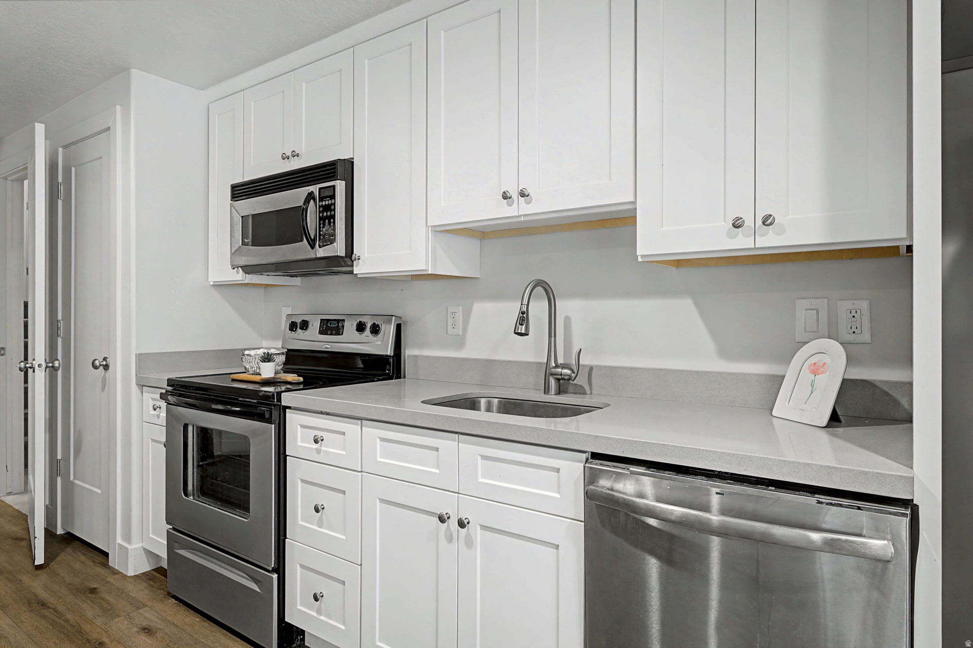 THE RIDGE - Residential