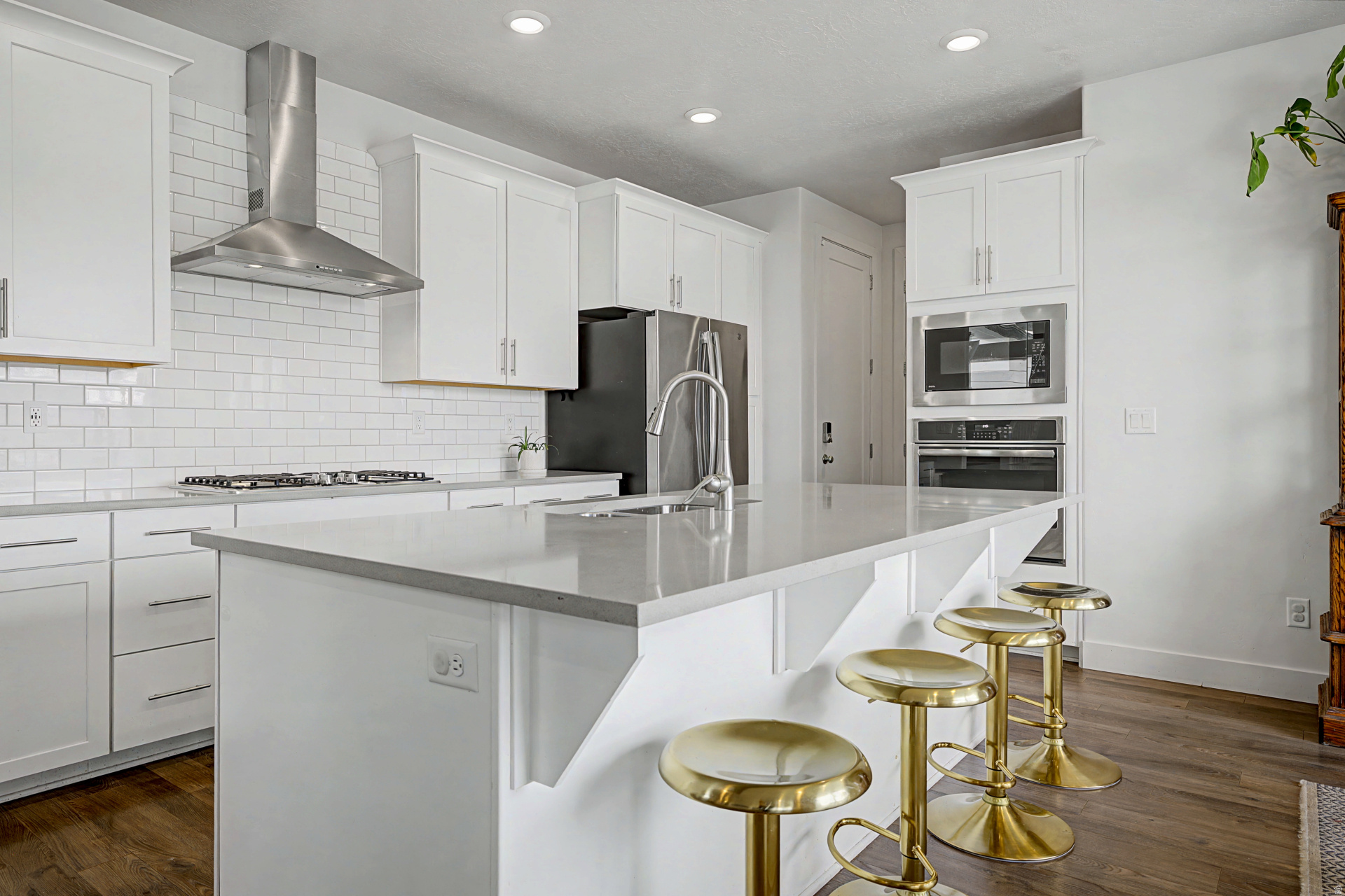 THE RIDGE - Residential