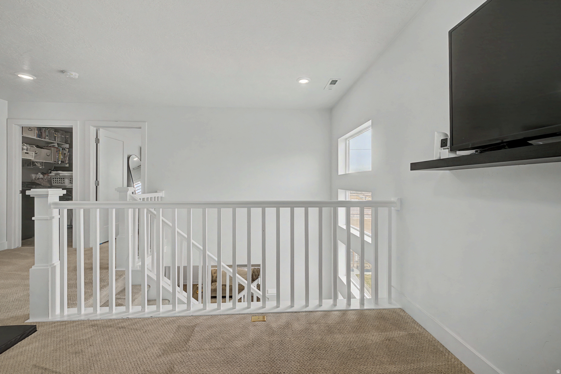 THE RIDGE - Residential