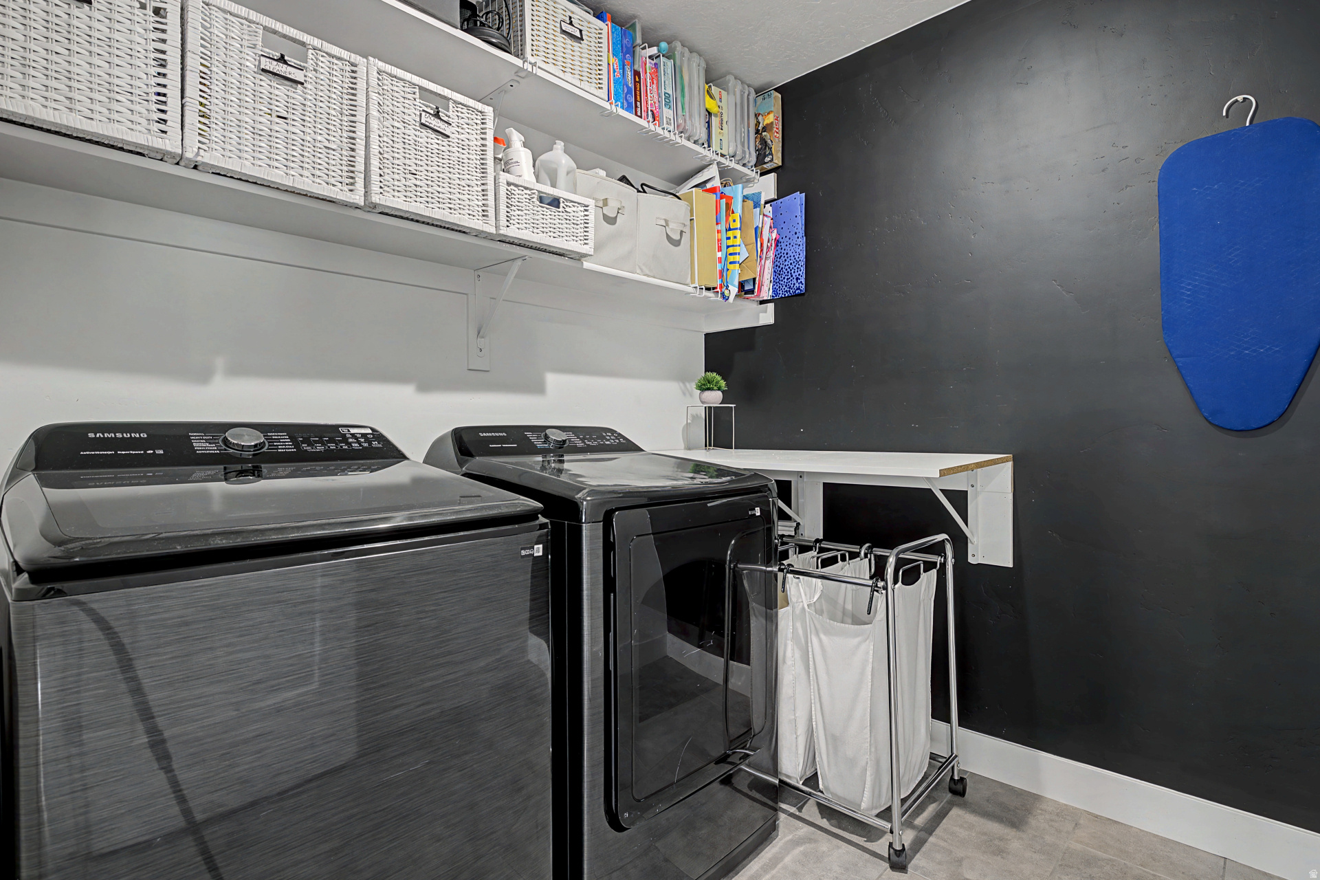 THE RIDGE - Residential