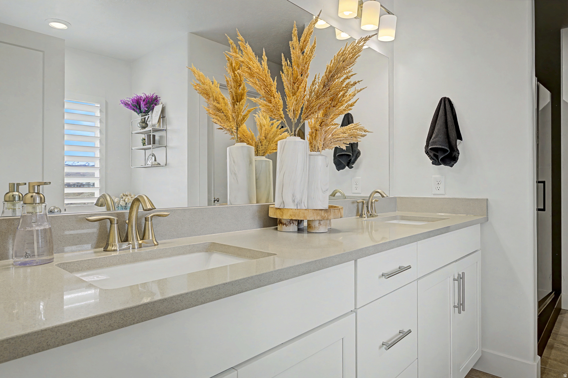 THE RIDGE - Residential