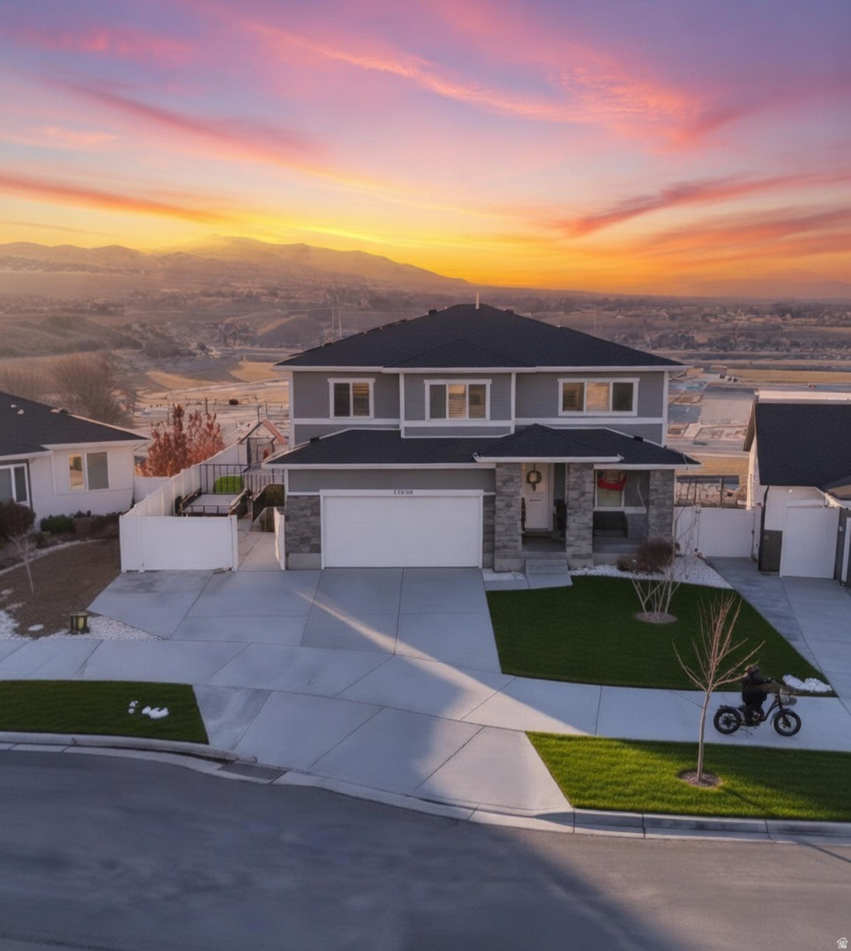 THE RIDGE - Residential