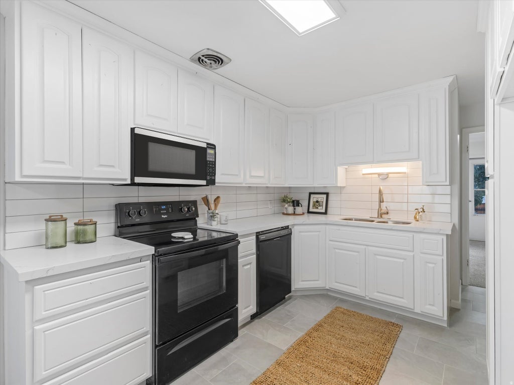 Photo of 1849 S 2300 E, Salt Lake City, UT 84108 (MLS # 2180820)