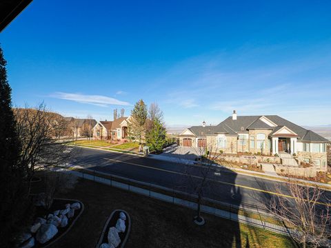 Tiny photo for 515 E TANGLEWOOD LOOP S, North Salt Lake, UT 84054 (MLS # 2143341)
