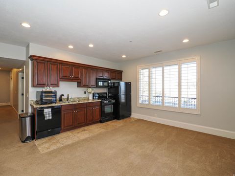 Tiny photo for 515 E TANGLEWOOD LOOP S, North Salt Lake, UT 84054 (MLS # 2143341)