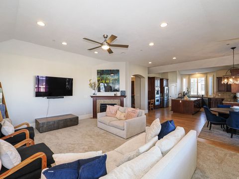 Tiny photo for 515 E TANGLEWOOD LOOP S, North Salt Lake, UT 84054 (MLS # 2143341)