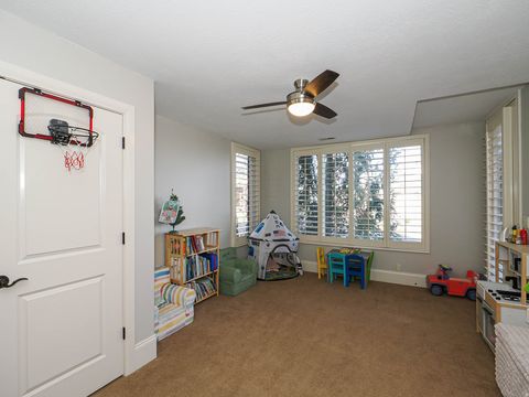 Tiny photo for 515 E TANGLEWOOD LOOP S, North Salt Lake, UT 84054 (MLS # 2143341)