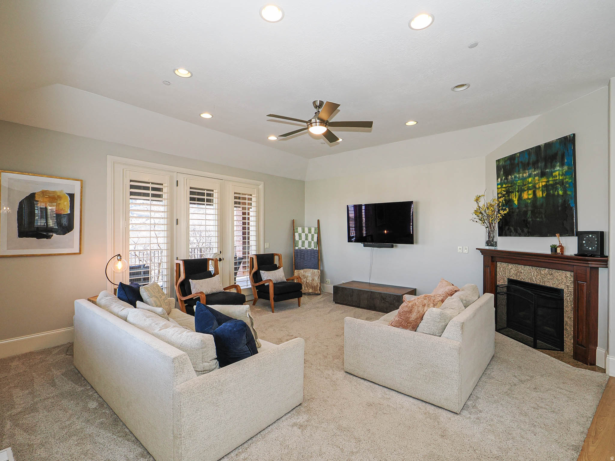 EAGLEWOOD COVE SUB - Residential