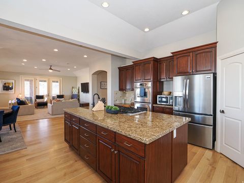 Tiny photo for 515 E TANGLEWOOD LOOP S, North Salt Lake, UT 84054 (MLS # 2143341)