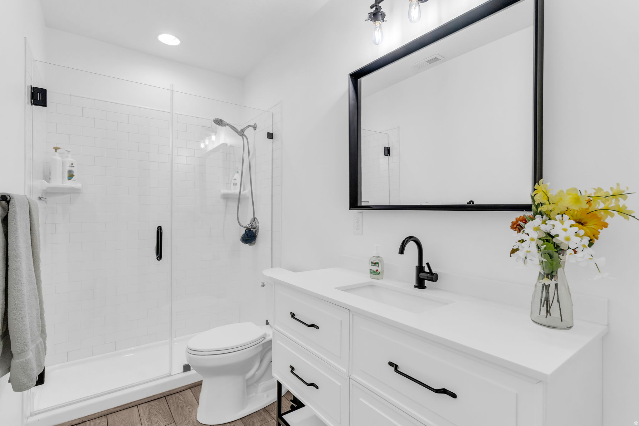 HYDE POINT - Residential