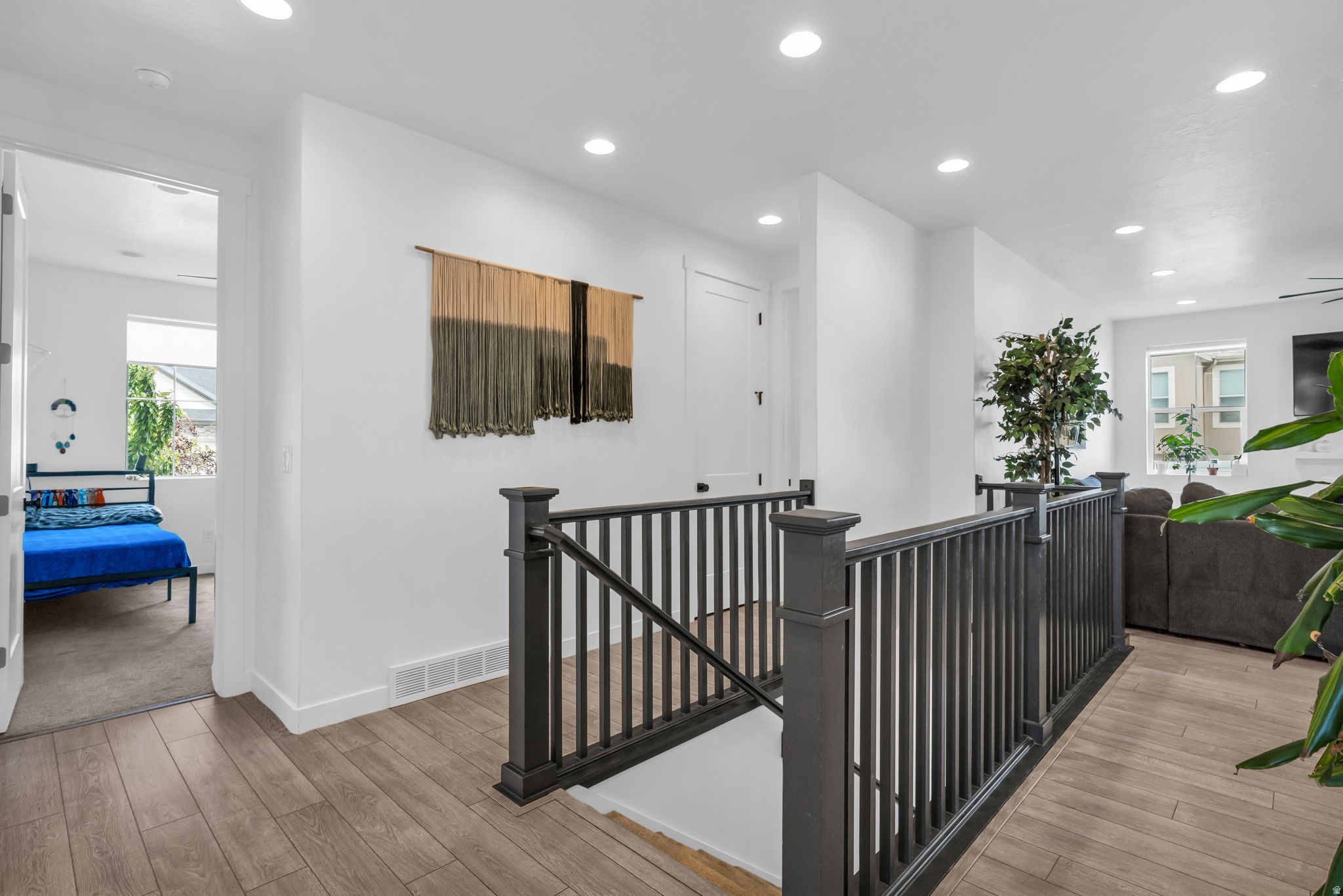 HYDE POINT - Residential