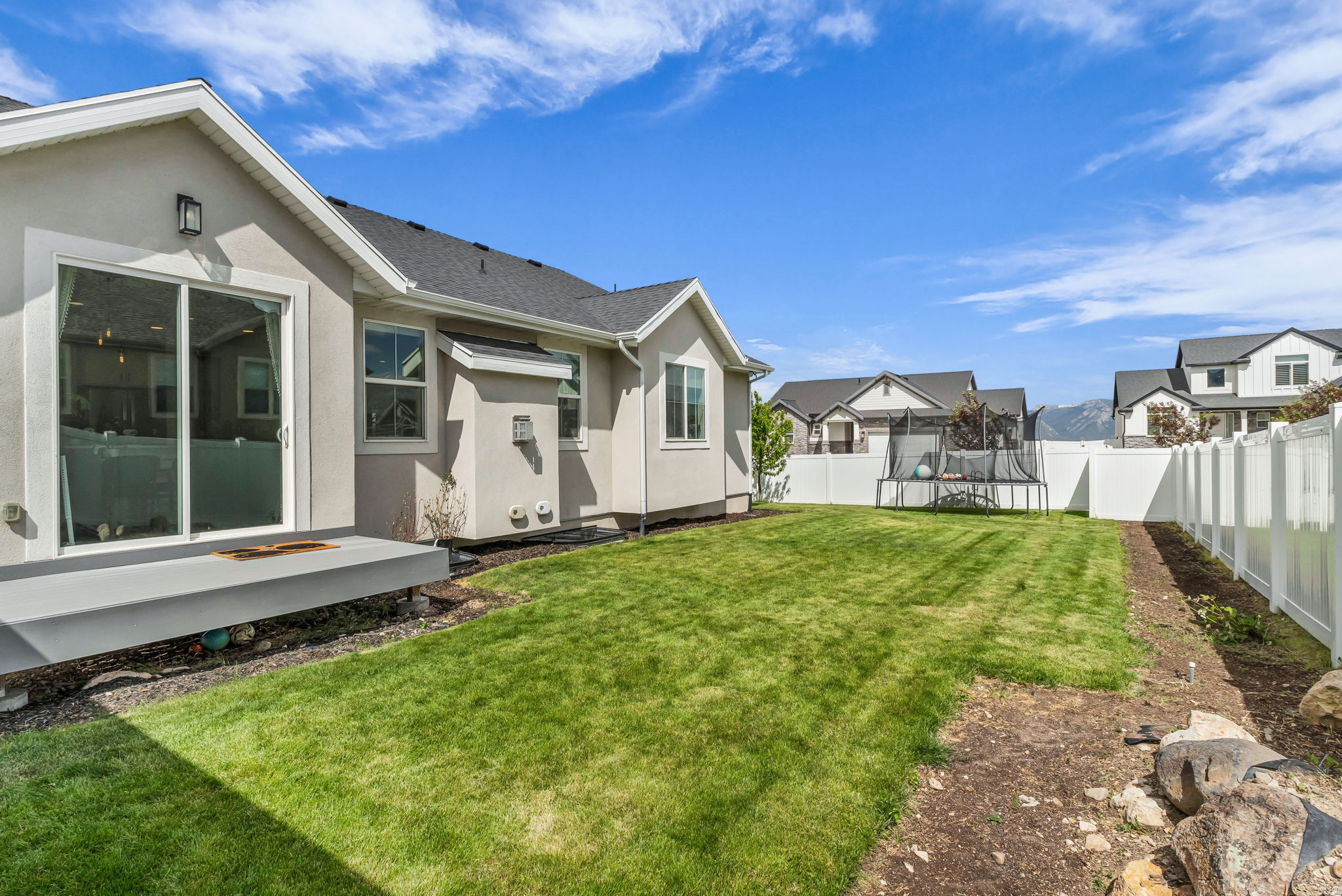HYDE POINT - Residential