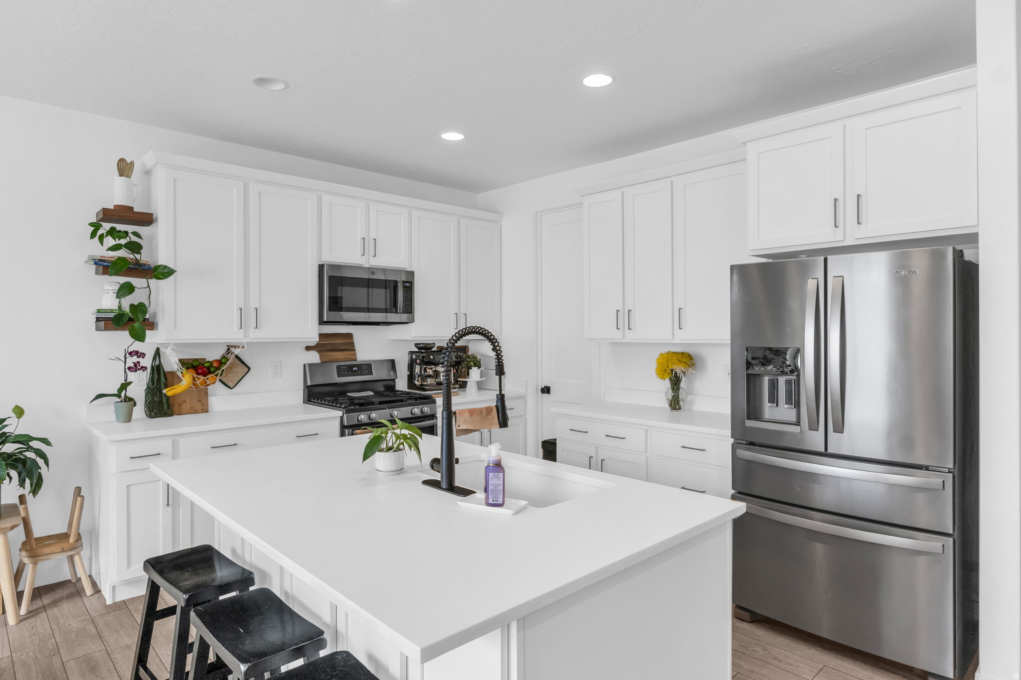 HYDE POINT - Residential