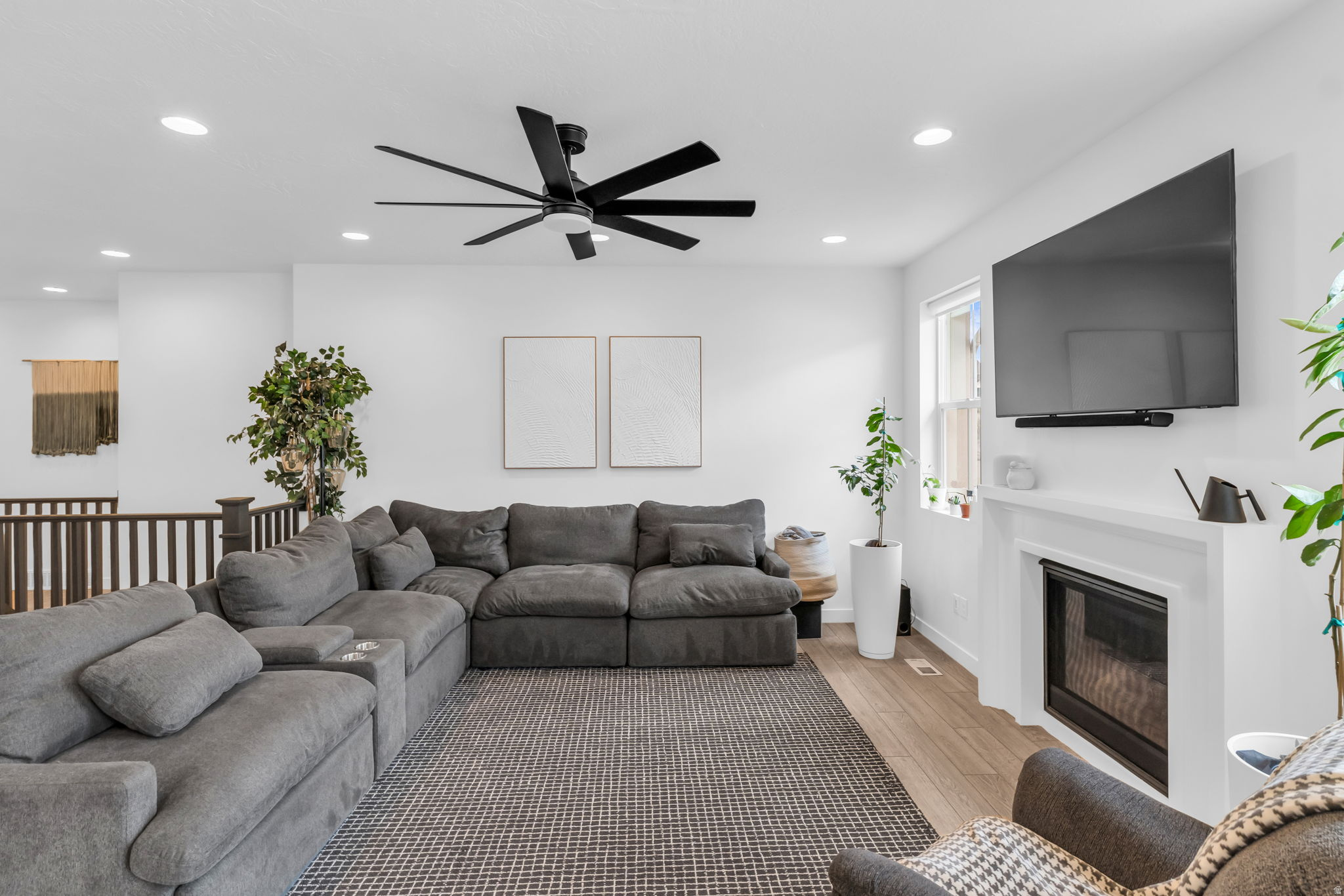 HYDE POINT - Residential