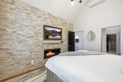 Tiny photo for 823 NORFOLK AVE, Park City, UT 84060 (MLS # 2134666)