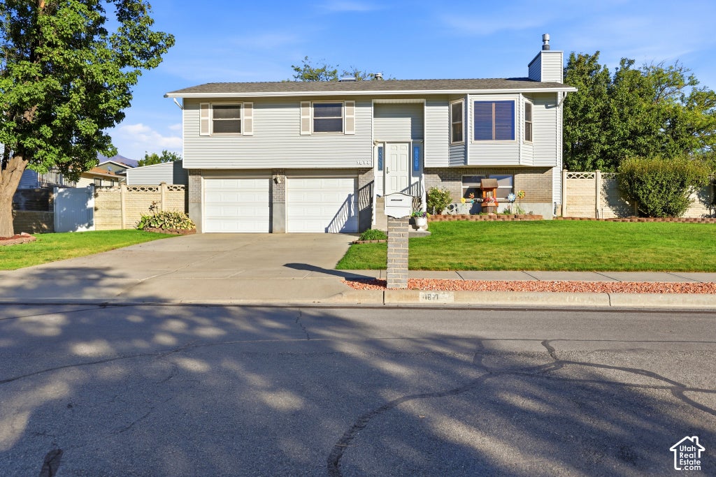 Photo of 1871 S 1200 W, Woods Cross, UT 84087 (MLS # 2190991)